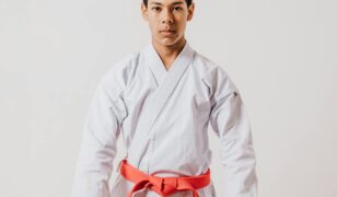 Kicksport tilbyder kvalitetssikret Tokaido karate udstyr til seriøse udøvere