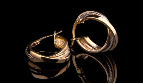 Oplev det elegante univers af Blossom Copenhagen smykker hos Guldsmed Østergaard