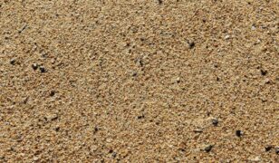 Udvalget hos Maxibag gør det nemt at arbejde med sten i haven og indkørslen